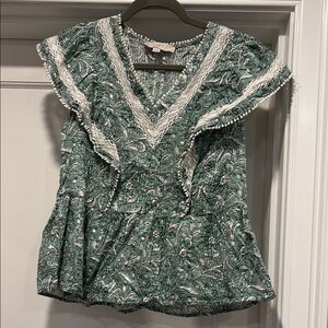 LOFT XS Sage Green Floral Lace Trim Top